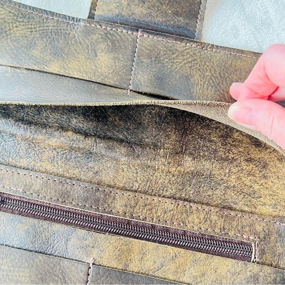 UPCYCLED COW HAIR LEOPARD PRINT LEATHER LONG BI-FOLD WALLET CLUTCH - Picture 4 of 12